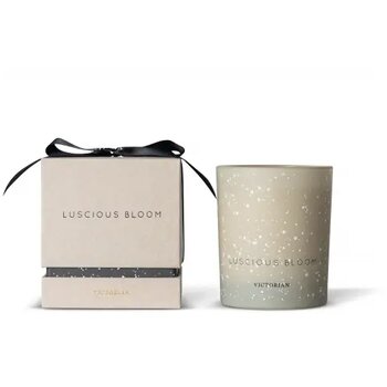 Victorian Luscious Bloom kaars wit Victorian Luscious Bloom kaars wit